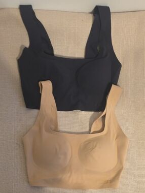 SKIMS SIZE XS Seamless Comfort Bra - Black and Nude
